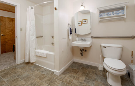 Inn 5-6 Bathroom